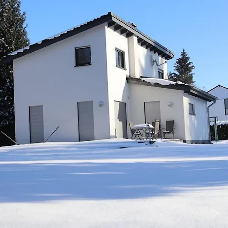 With 2 Bedrooms * מרדורף