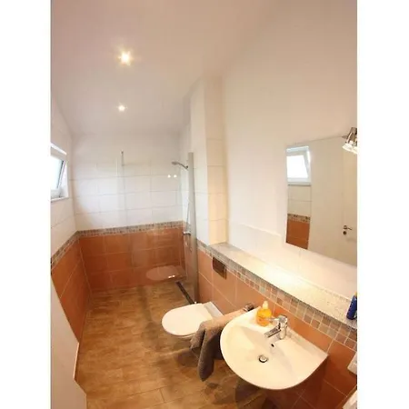 With 2 Bedrooms Neustadt (Wartburgkreis)