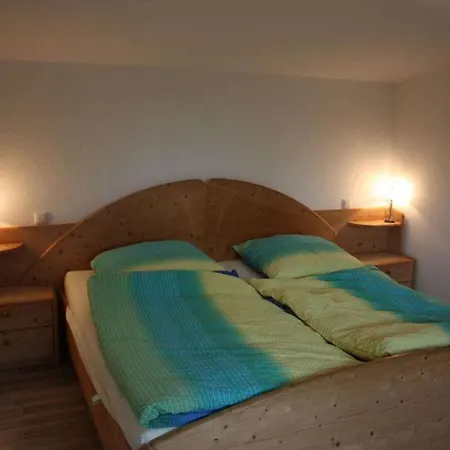 With 2 Bedrooms * מרדורף